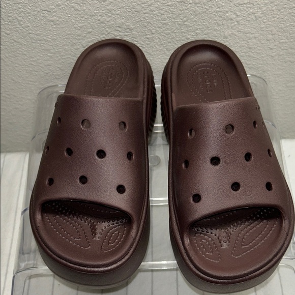 Crocs Unisex Clogs Crocs Stomp Slide Size M5/W7, Mocha Brown - Picture 1 of 8